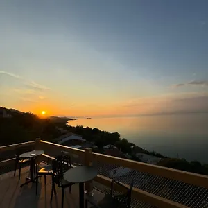 https://bujtina-e-qilimave-zogaj.albaniahotels.net
