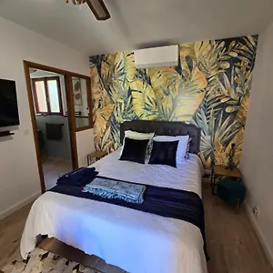 https://loree-du-loup.fr-provencehotel.com